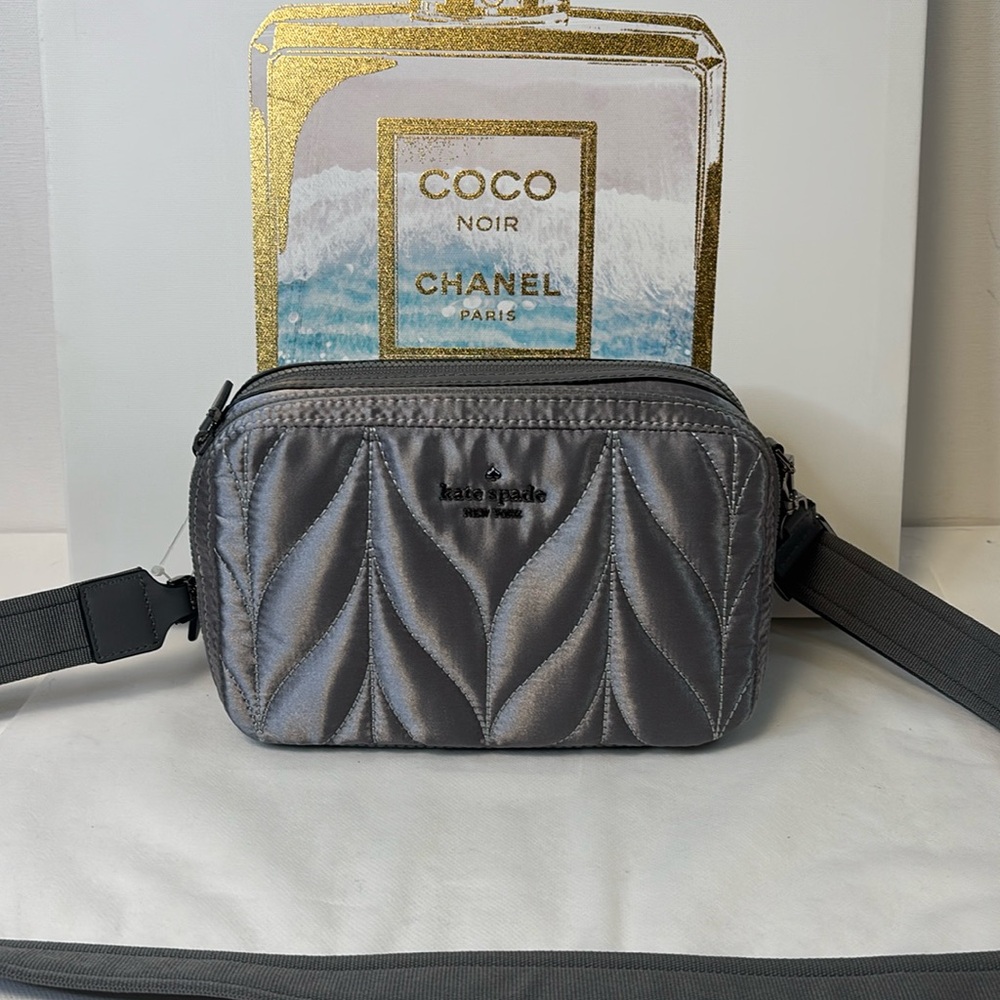 New w/o tag Kate Spade Crossbody w Dustbag